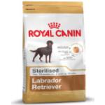 Croquettes Royal Canin Breed pour chien stérilisé adultes 