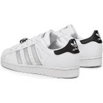 Baskets  adidas Superstar blanches Pointure 38 look fashion pour femme 