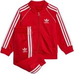 Vêtements de sport adidas Originals rouges Taille 9 mois look sportif pour bébé de la boutique en ligne Miinto.fr avec livraison gratuite 