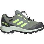 Chaussures de randonnée adidas Terrex grises en caoutchouc en gore tex imperméables Pointure 38 pour homme 