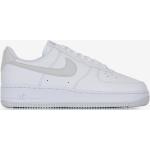 Baskets  Nike Air Force 1 blanches Pointure 37,5 pour femme 