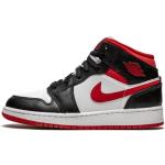 Chaussures de basketball  Nike Air Jordan 1 Mid noires en caoutchouc Pointure 37,5 look fashion pour enfant 