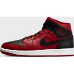 Chaussures de basketball  Nike Air Jordan 1 Mid rouges Pointure 44 look fashion 