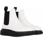 Boots Chelsea de créateur Alexander McQueen blanches imperméables à élastiques pour femme en promo 