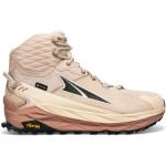 Chaussures de randonnée Altra Olympus beiges en gore tex pour homme en promo 