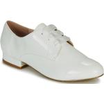Chaussures casual ANDRÉ blanches Pointure 39 avec un talon jusqu'à 3cm look casual pour femme en promo 