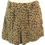 Shorts beiges nude à effet léopard à motif animaux look vintage pour femme 
