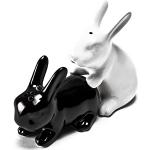 Ann Summers NP21523 Salière et poivrière en forme de lapin effronté, porcelaine, noir/blanc, 10,5 x 9,6 x 9,8 cm, 1 pièce
