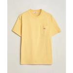 T-shirts Armor-Lux jaunes pour homme 
