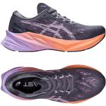 Chaussures de running Asics Novablast noires en fil filet légères Pointure 42 pour femme en promo 