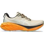 Chaussures trail Asics Novablast beiges en fil filet légères Pointure 46 look fashion pour homme en promo 