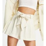 Tailleurs shorts Asos Design blancs en viscose avec ceinture Taille M petite classiques pour femme en promo 