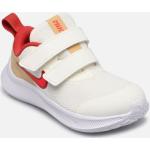 Chaussures de sport Nike Star Runner 3 beiges Pointure 19,5 pour enfant 