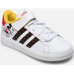 Baskets  adidas Sportswear blanches Mickey Mouse Club Pointure 30 look sportif pour enfant en promo 