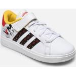 Baskets  adidas Sportswear blanches Mickey Mouse Club Pointure 32 look sportif pour enfant en promo 