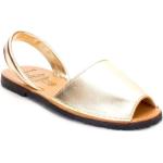 Sandales dorées en cuir en cuir Pointure 41 avec un talon jusqu'à 3cm pour femme en promo 