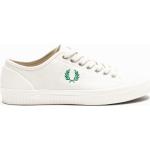 Baskets Fred Perry blanches en toile en toile Pointure 40 look fashion pour homme 