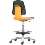 Chaises design orange en cuir synthétique à roulettes 