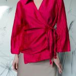 Chemises rose fluo en soie en soie Taille XS pour femme 
