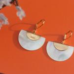 Boucles d'oreilles de mariage blanches en or à motif bateaux dormeuses 14 carats art déco 
