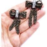 Boucles d'oreilles à clip de mariée grises en cristal à strass à motif papillons look gothique 