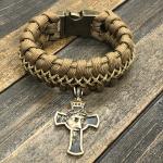 Bracelets camel en bronze religieux personnalisés look chic 