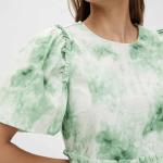 T-shirts de printemps Pieces verts à motif tie-dye à manches courtes à manches courtes look fashion pour femme 