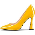 Escarpins talon aiguille jaunes en caoutchouc à élastiques Pointure 44 look sexy pour femme 