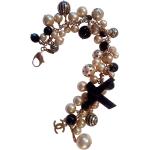 Bracelets de perles de créateur Chanel blancs en velours à perles seconde main pour femme en promo 