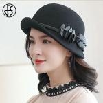 Chapeaux noirs look fashion pour femme 