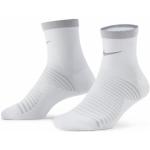 Chaussettes Nike blanches en fil filet pour homme en promo 