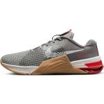 Chaussures de fitness Nike Metcon 8 argentées Pointure 38,5 pour homme en promo 