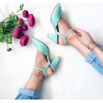 Sandales à talons bleus clairs en cuir vegan à bouts ouverts look vintage pour femme 