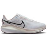 Chaussures de running Nike Vomero blanches Pointure 17 pour femme 