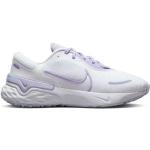 Chaussures de running Nike Renew blanches pour femme 