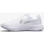 Chaussures de running Nike Revolution 5 blanches Pointure 37,5 look fashion pour femme en promo 
