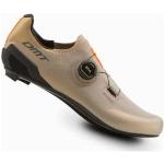 Chaussures de vélo DMT beiges Boa Fit System légères pour homme en promo 