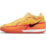 Chaussures de foot en salle Nike Academy orange en promo 