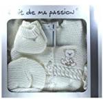 Coffrets de naissance Fruit de ma passion blancs en velours Taille naissance pour bébé de la boutique en ligne Amazon.fr 