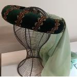 Chapeaux vert clair tressés en velours look médiéval pour femme 