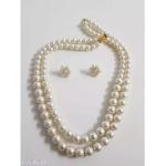 Boucles d'oreilles en perles blanches à perles fait main look fashion pour femme 