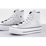 Chaussures Converse Chuck Taylor argentées look casual 