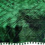 Dessus de lit vert foncé patchwork en velours à pompons 