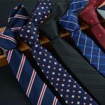 Cravates de mariage noires à carreaux look fashion pour homme en promo 