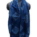 Écharpes en soie bleu marine à carreaux à pompons look fashion pour femme 