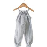 Combinaisons grises pour bébé de la boutique en ligne Etsy.com 