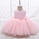 Déguisements roses à perles de princesses look vintage pour fille de la boutique en ligne Etsy.com 