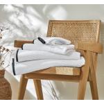 Serviettes de bain Colombine blanches en coton en lot de 2 90x150 en promo 