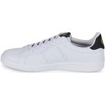 Baskets basses Fred Perry blanches look casual pour homme 
