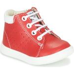 Chaussures premiers pas GBB rouges look casual pour enfant en promo 